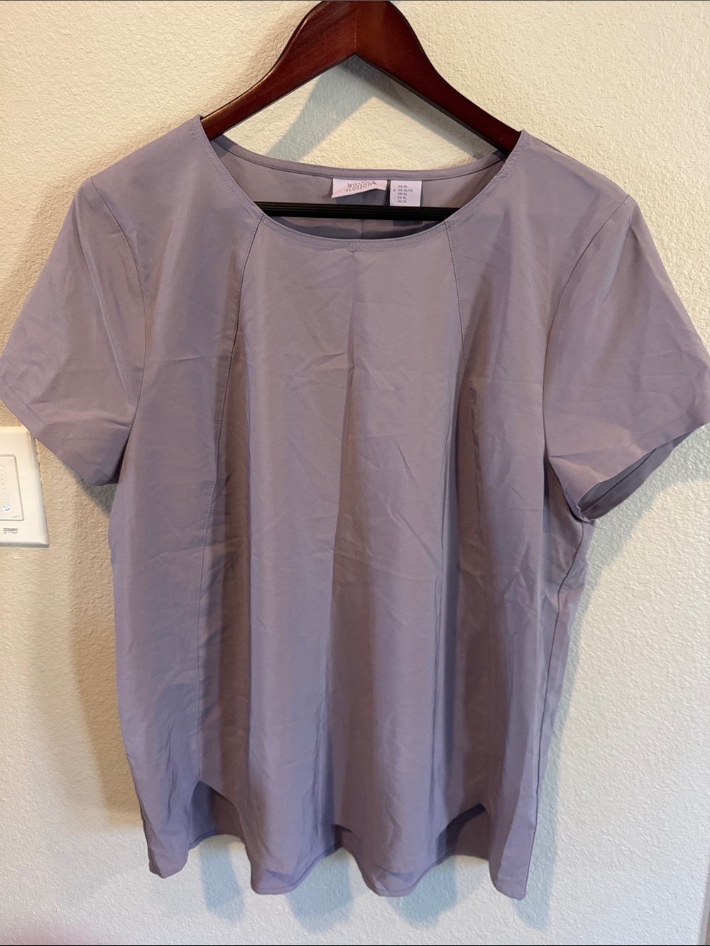 Willow Blossom Lavender Short Sleeve Scoop Neck Tee